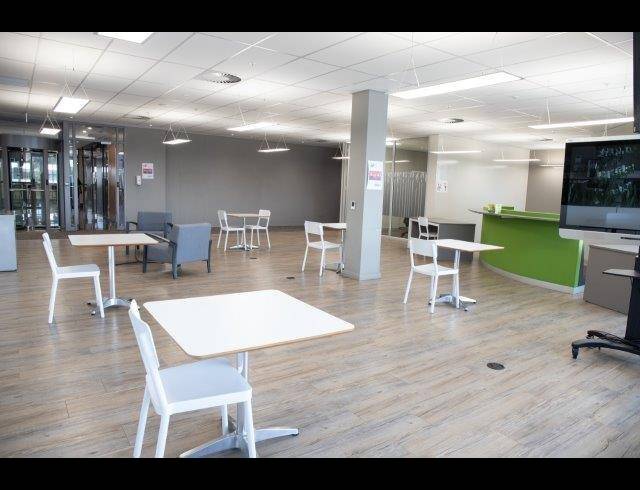 12,465M² BUSINESS CENTRE FOR SALE IN CONSTANTIA KLOOF